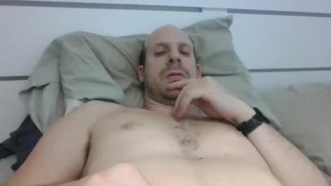 Mati Restrepo online show from March 12, 11:56 pm