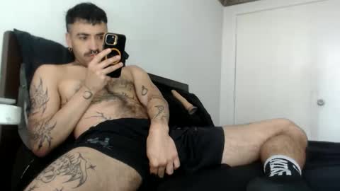 elputoquetegusta online show from March 31, 3:36 pm