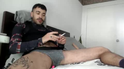 elputoquetegusta online show from March 7, 8:39 pm