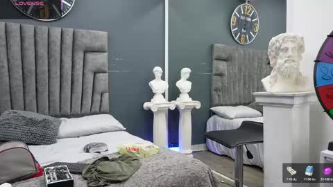 Emilio online show from April 14, 11:10 am