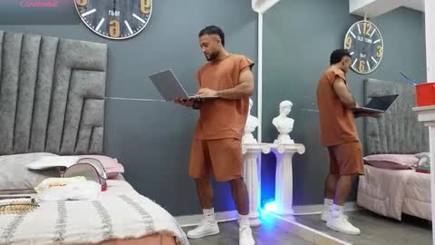 Emilio online show from March 10, 11:16 am