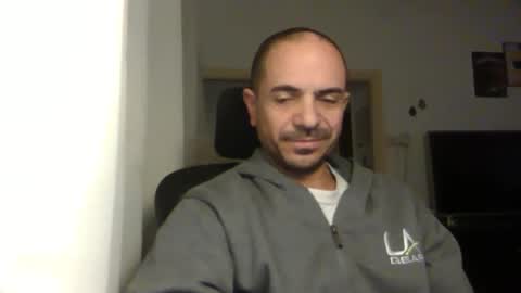 Ariel online show from December 26, 4:43 am