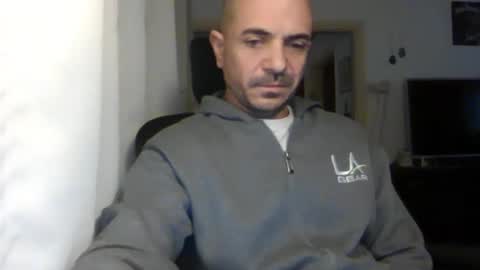 Ariel online show from December 28, 7:55 am