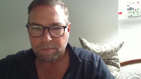 endurorider36 online show from December 15, 11:55 am