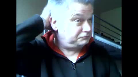 englishguysurrey online show from April 16, 5:40 am