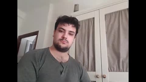 enrique696912345 online show from April 7, 1:44 pm