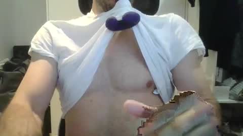 enzoleozi1991 online show from November 30, 1:02 pm