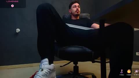 EnzoRace online show from October 22, 4:49 am