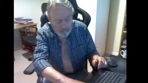 Snapshot of erasmus_d chatting on September 30, 6:00 pm erasmus_d online show from September 30, 6:00 pm
