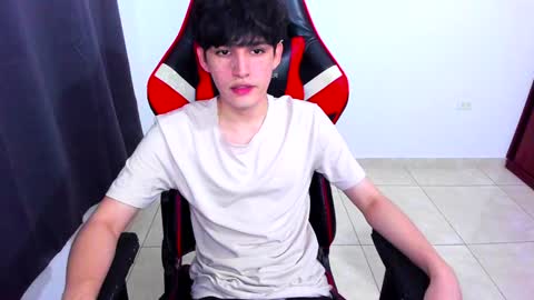 eren_tatakae online show from January 7, 12:03 am