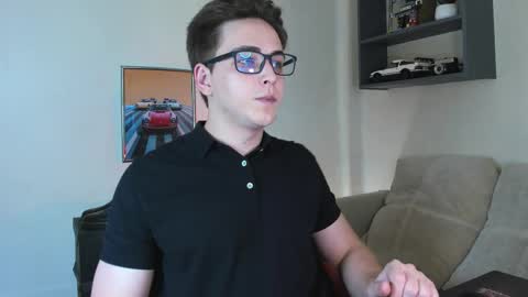 Snapshot of eric_ether chatting on October 13, 8:59 pm Eric online show from October 13, 8:59 pm