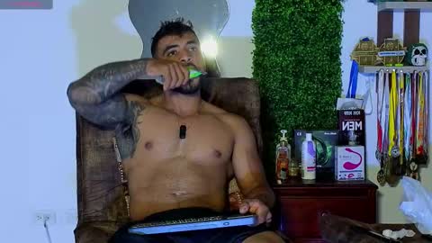 Brayan online show from March 4, 1:23 am