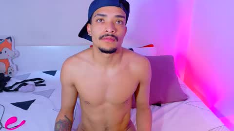 Eros online show from December 1, 8:45 pm