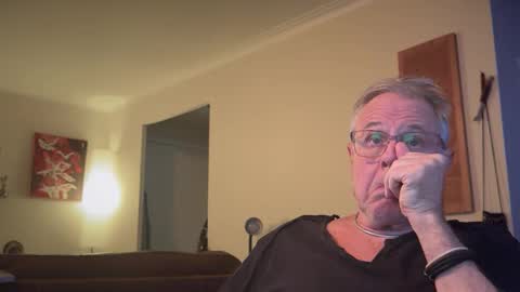 eros online show from February 9, 10:43 pm