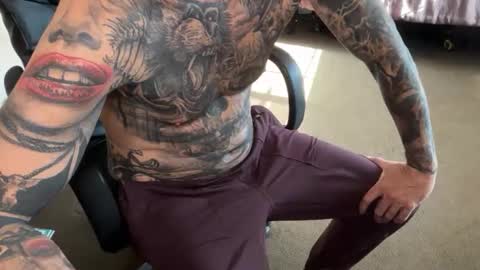 Erotic CloseUps online show from December 17, 7:53 pm