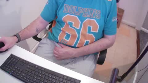 Morph online show from December 21, 8:32 pm