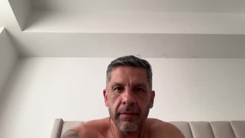 estefano1421 online show from February 19, 6:04 pm