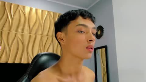 estyler_18 online show from February 28, 2:09 am