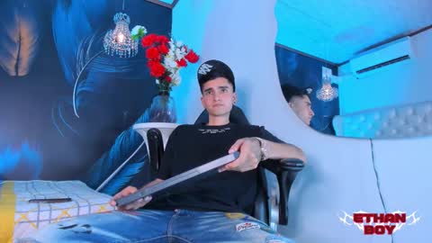 Ethan online show from December 22, 7:11 pm