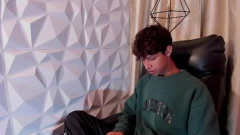 Ethan online show from July 8, 11:36 am