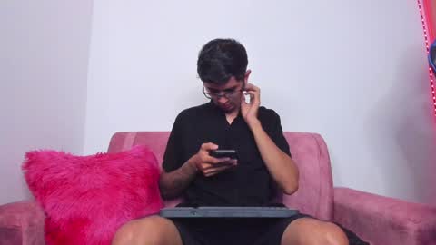 ETHAN SAI online show from December 13, 7:59 am