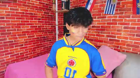 Ethan online show from July 3, 7:29 pm