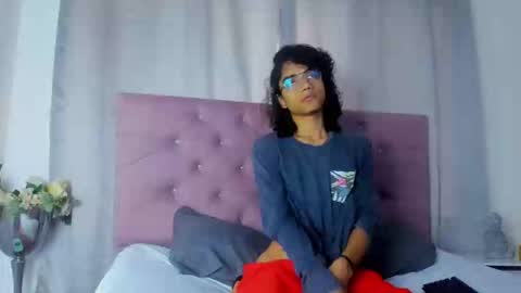 ethanblackwoodd online show from September 30, 8:01 pm