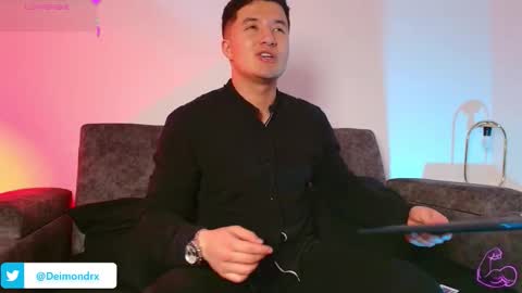 ethanconnor_ online show from February 9, 12:32 pm