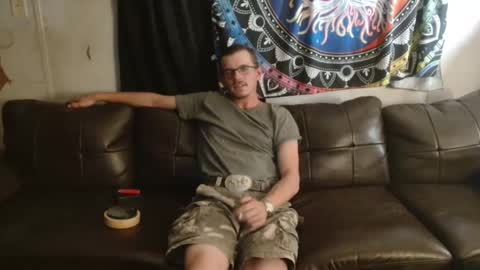 Ethan Steele online show from February 4, 1:56 am