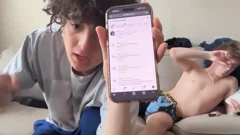 Evan Brown online show from April 8, 5:00 pm