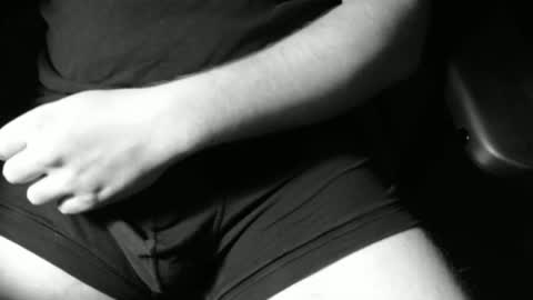 exhib_l0ver online show from November 11, 9:20 pm