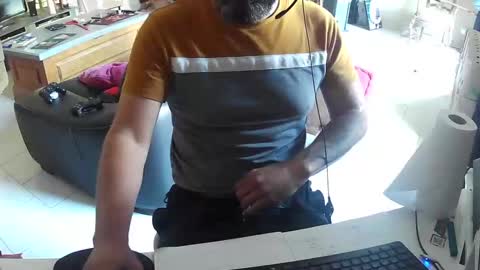 Gio online show from September 29, 4:03 pm