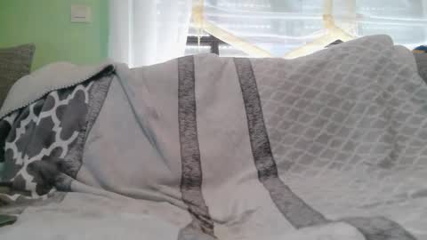 mi insta maddin 5011 online show from March 24, 9:03 am