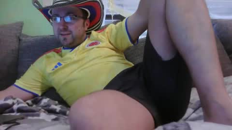 mi insta maddin 5011 online show from March 26, 9:24 am