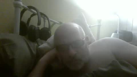 f1zzeek online show from March 8, 2:04 am