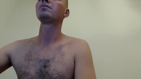 Snapshot of farafonoff chatting on November 1, 4:49 am farafonoff online show from November 1, 4:49 am