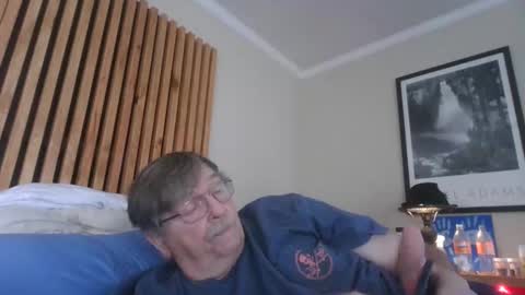 Snapshot of fatdickad chatting on October 18, 3:28 pm fatdickad online show from October 18, 3:28 pm