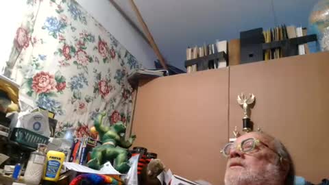 Fred. online show from July 4, 10:35 pm