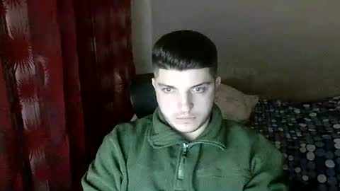Slut-Boy online show from December 28, 11:05 pm