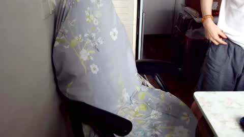 felixlau online show from December 23, 3:48 am