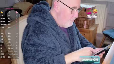 Adam online show from November 27, 8:29 am