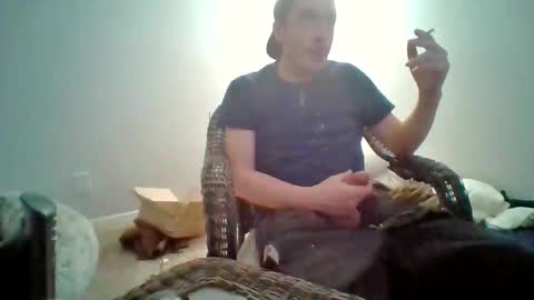 fenrir2330 online show from April 20, 1:52 am