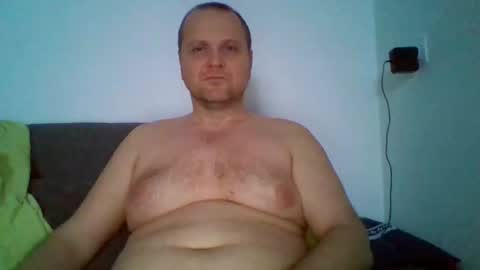 Snapshot of ferkooo111 chatting on February 12, 4:23 am Dorotheo online show from February 12, 4:23 am