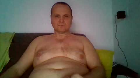 Snapshot of ferkooo111 chatting on February 8, 5:51 am Dorotheo online show from February 8, 5:51 am