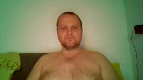 Snapshot of ferkooo111 chatting on February 18, 3:42 am Dorotheo online show from February 18, 3:42 am