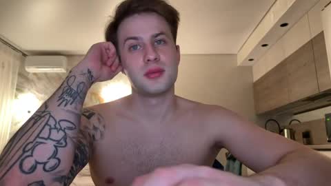 ferminlune online show from April 6, 10:10 pm