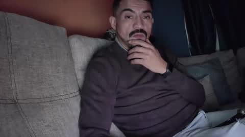 fernand89 online show from December 18, 5:26 am