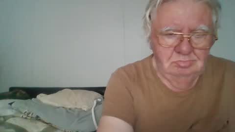 fewxtrapounds985 online show from October 12, 9:09 pm