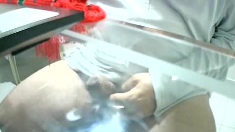 Snapshot of fhiguita chatting on October 18, 3:00 am fhiguita online show from October 18, 3:00 am