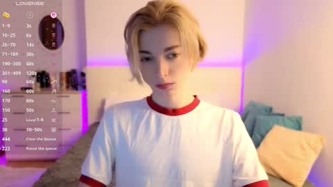 Thomas online show from February 25, 3:24 pm